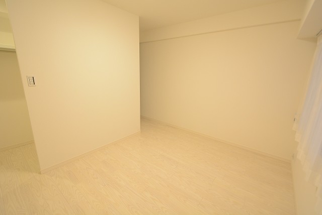 シャルム成城 洋室①