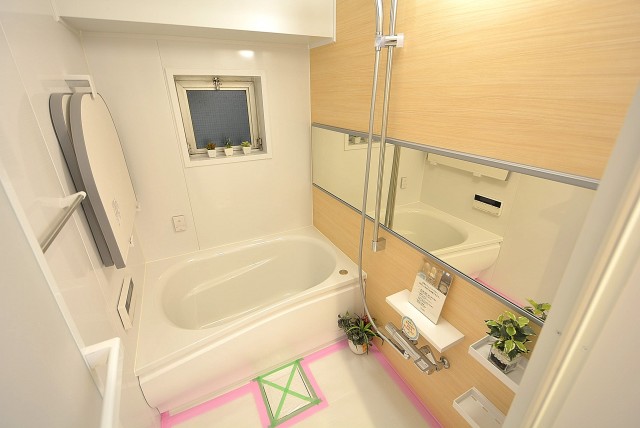 東海経堂マンション4F バス