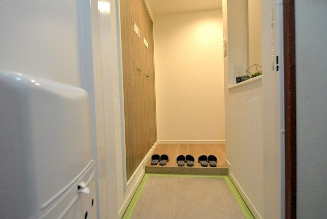 ファインライフ駒場2F 玄関