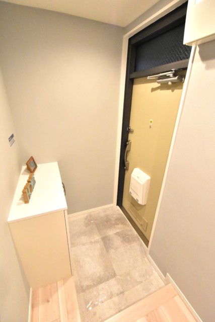 都立大第２コーポラス 玄関