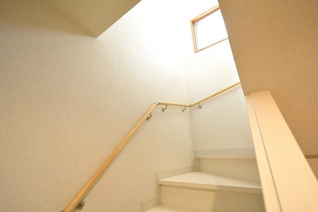 セボン柿の木坂 階段↑