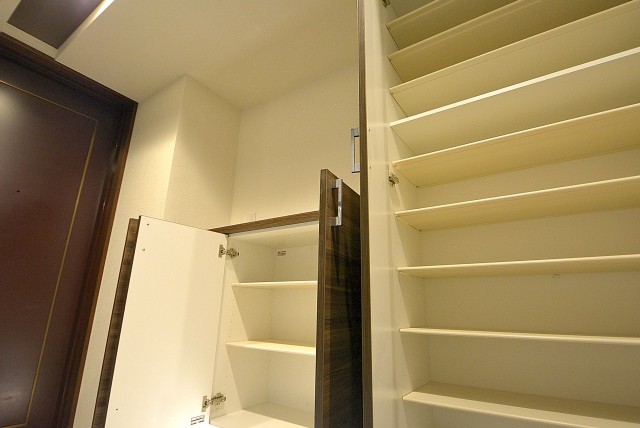 深沢ホームズ　玄関