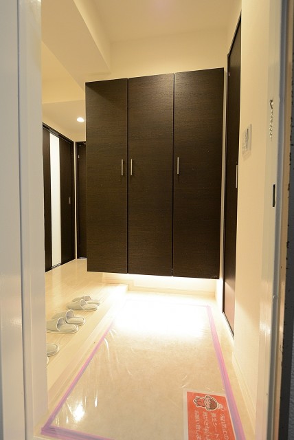 シャルム成城 玄関