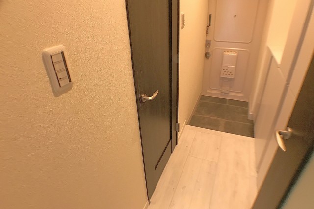 ファミール築地 廊下