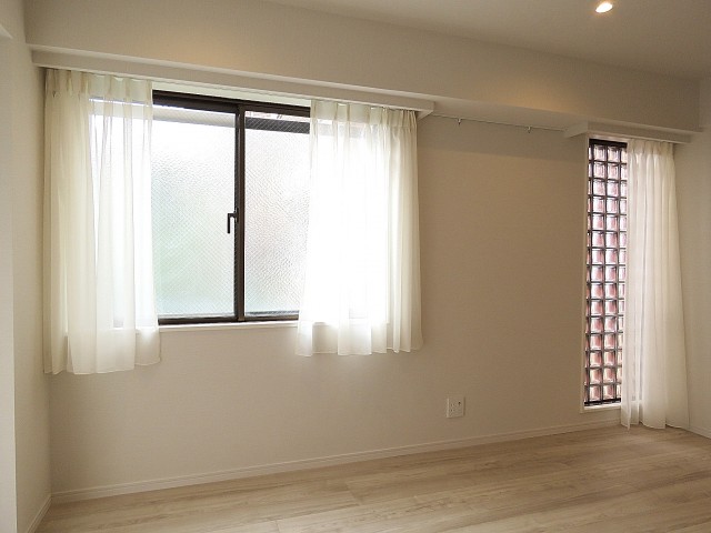 朝日瀬田マンション　LDK約15.8帖