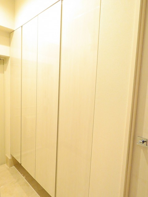 豊栄平町マンション　シューズBOX