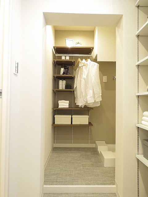 豊栄平町マンション　洗濯機置場