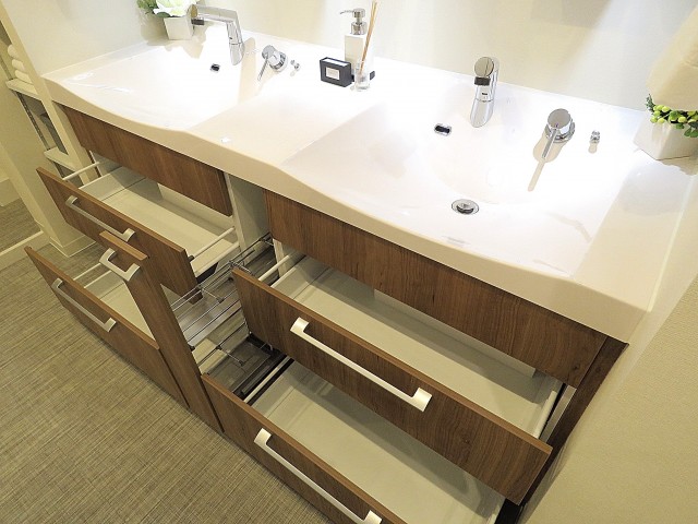 豊栄平町マンション　洗面化粧台