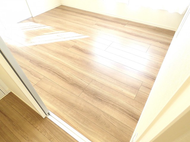 豊栄平町マンション　洋室