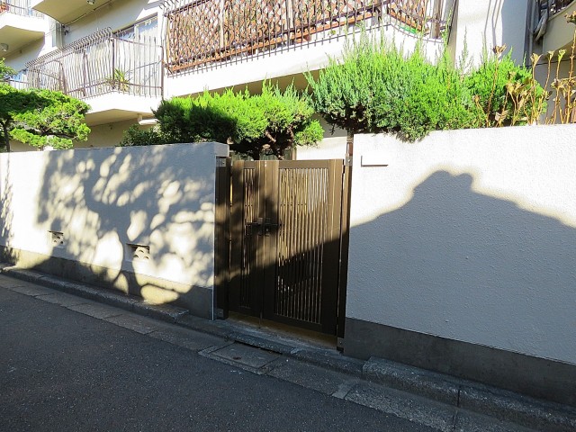 豊栄平町マンション　エントランス