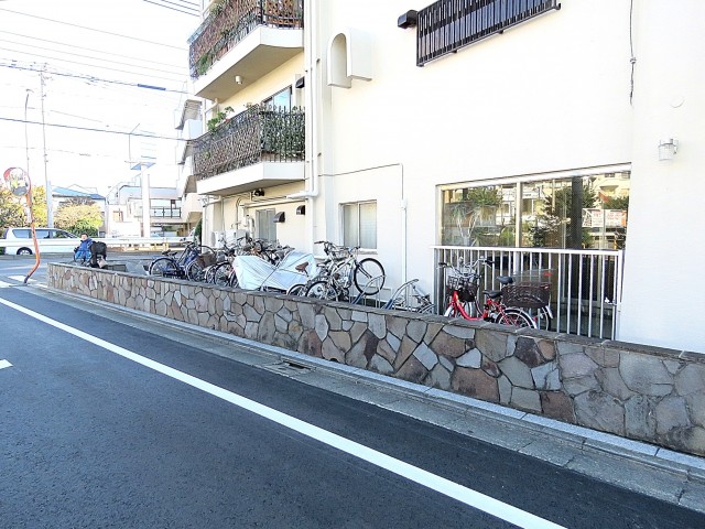 豊栄平町マンション　駐輪場