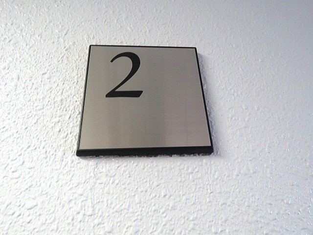 モナーク三軒茶屋　2階