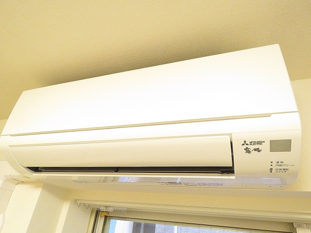 モナーク三軒茶屋　エアコン