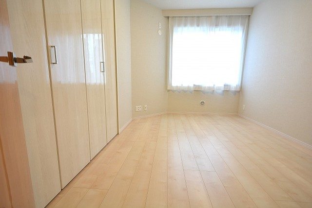 セボン柿の木坂 洋室1