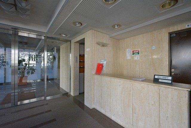 深沢ホームズ エントランス