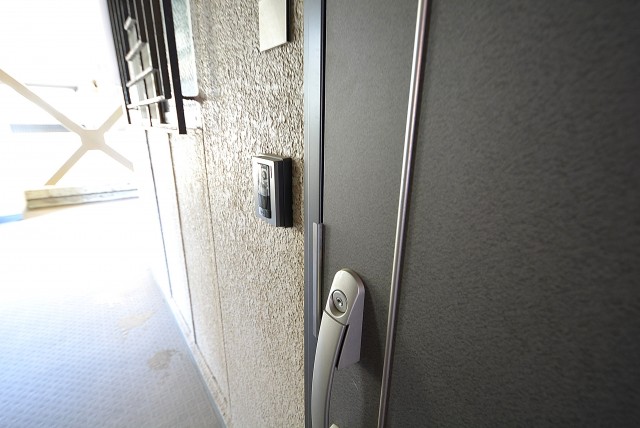 都立大第2コーポラス 玄関