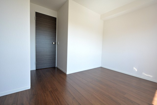 経堂セントラルマンション3F 洋室3