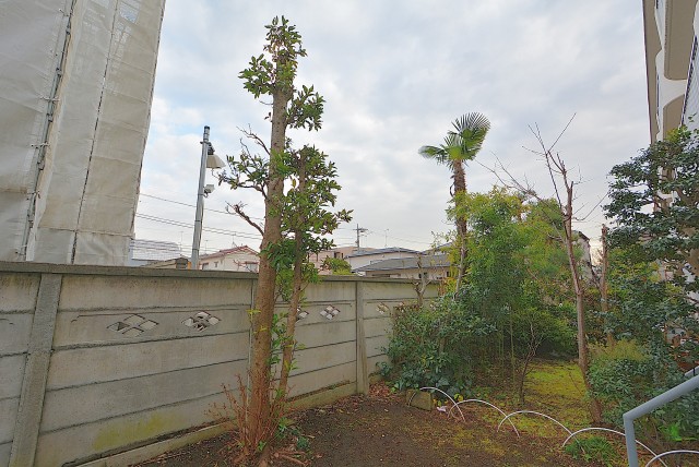 シャルム成城 バルコニー・庭