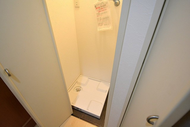 ジェイパーク桜新町403 洗濯機 (1)