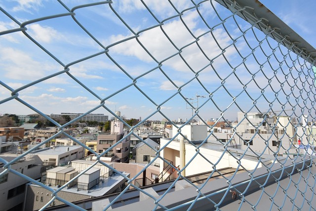都立大バロンズコート 屋上