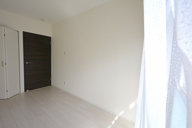 ライオンズマンション上用賀 洋室2