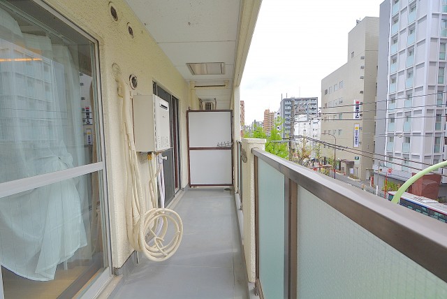 都立大バロンズコート バルコニー