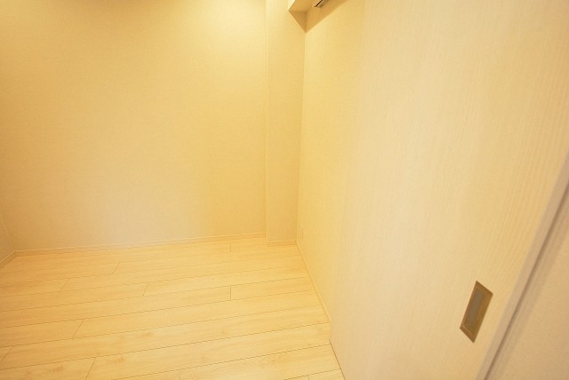 啓明宮前橋マンション 洋室1