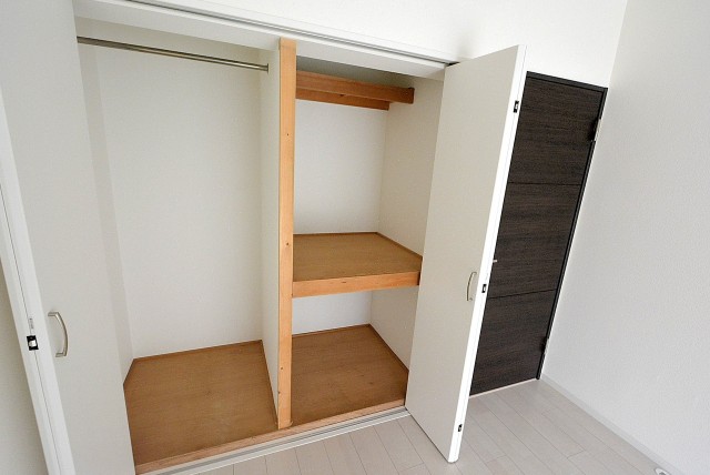 ライオンズマンション上用賀 洋室2