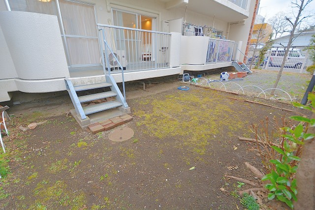 シャルム成城 バルコニー・庭