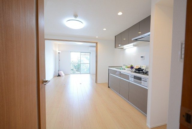 経堂セントラルマンション 　ダイニング～洋室１