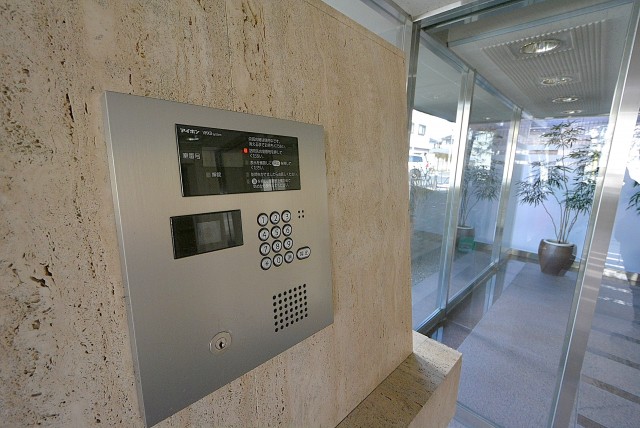 深沢ホームズ エントランス