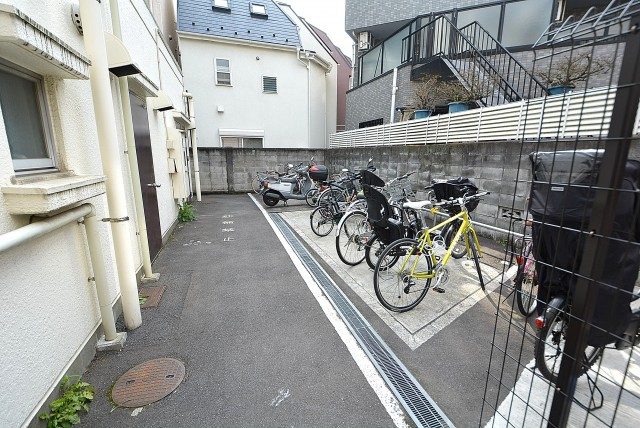 都立大バロンズコート 外観