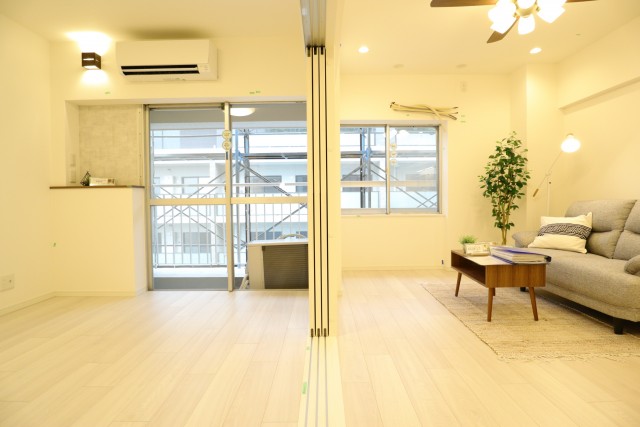 パレス三條 洋室