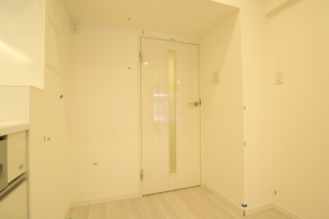 パレス三條 リビング