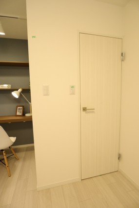 パレス三條 洋室