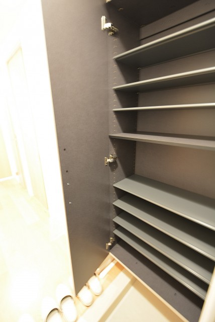 朝日パリオ溝の口 玄関