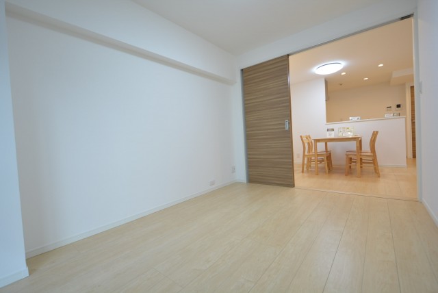 駒場ネオパレス 洋室２