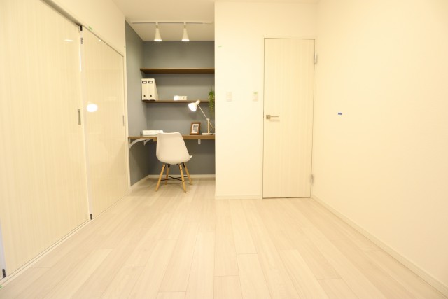 パレス三條 洋室