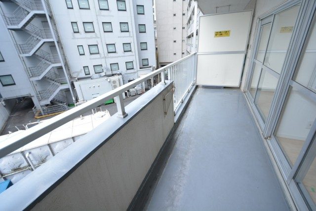 駒場ネオパレス バルコニー 駒場ネオパレス バルコニー