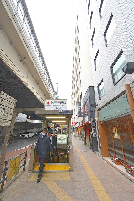 駒場ネオパレス 外観