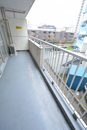 駒場ネオパレス バルコニー 駒場ネオパレス バルコニー