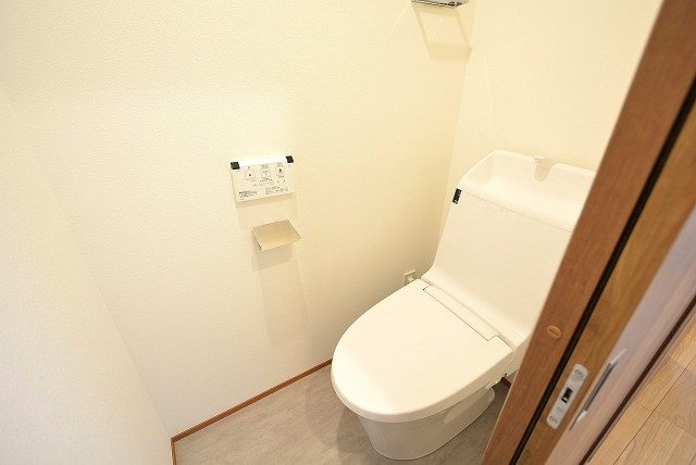 サンモア学芸大マンション トイレ