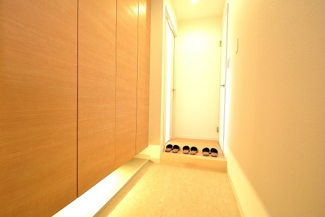 多摩川ハイツ 玄関