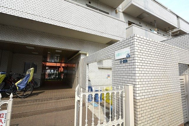 多摩川ハイツ エントランス