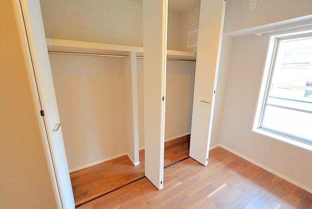 麻布東町マンション 洋室１