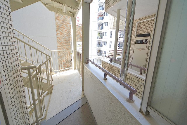 麻布十番ハイツ 玄関