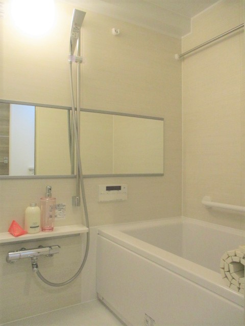 ハイホーム本陣　浴室