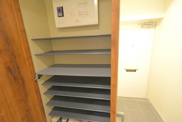 麻布十番ハイツ 玄関