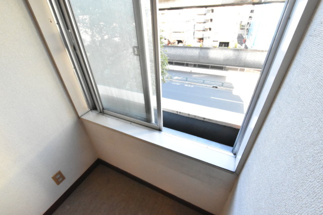 ライオンズマンション飯田橋 洋室