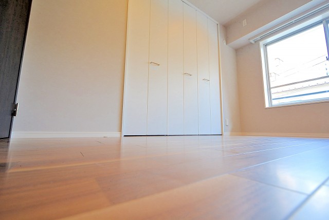 麻布東町マンション 洋室１